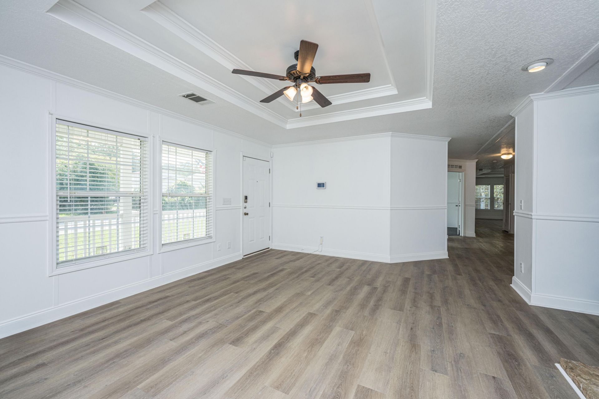 215 Hines Drive Photo 11