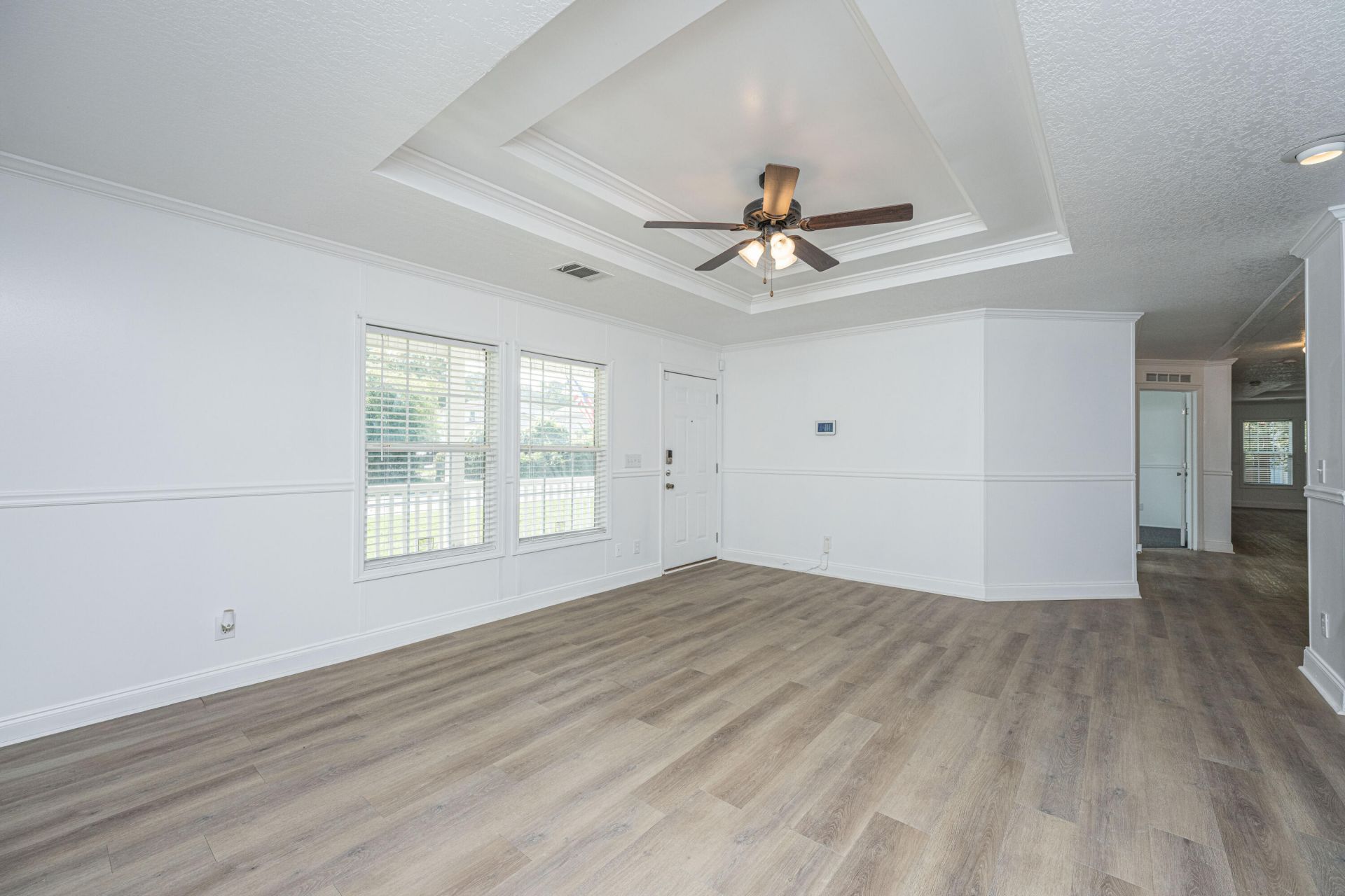 215 Hines Drive Photo 13