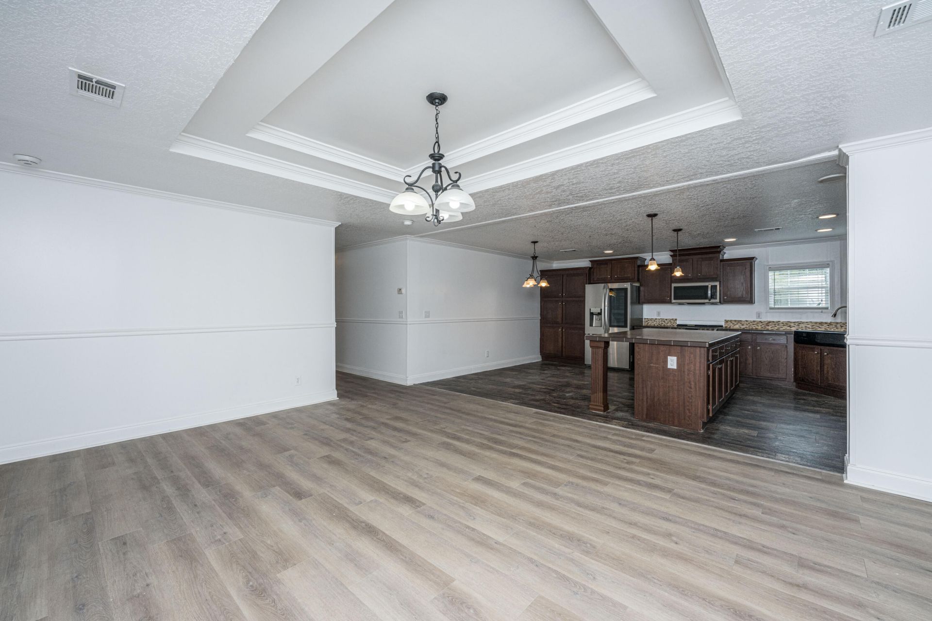 215 Hines Drive Photo 15