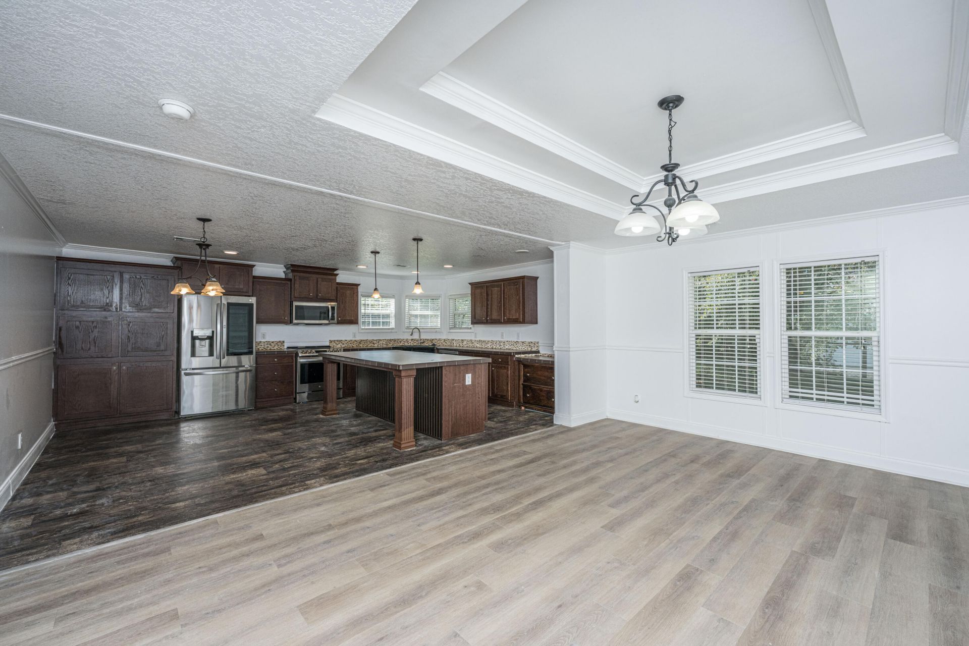 215 Hines Drive Photo 17