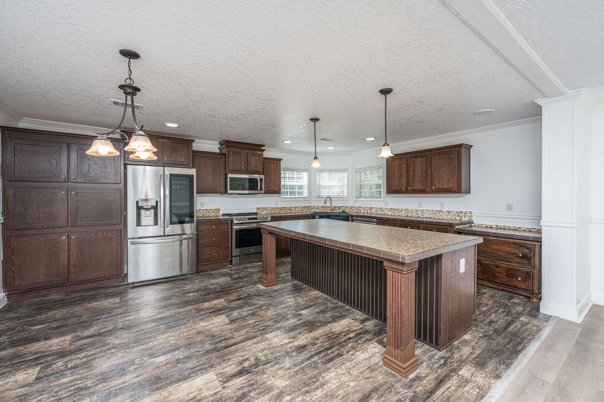 215 Hines Drive Photo 22