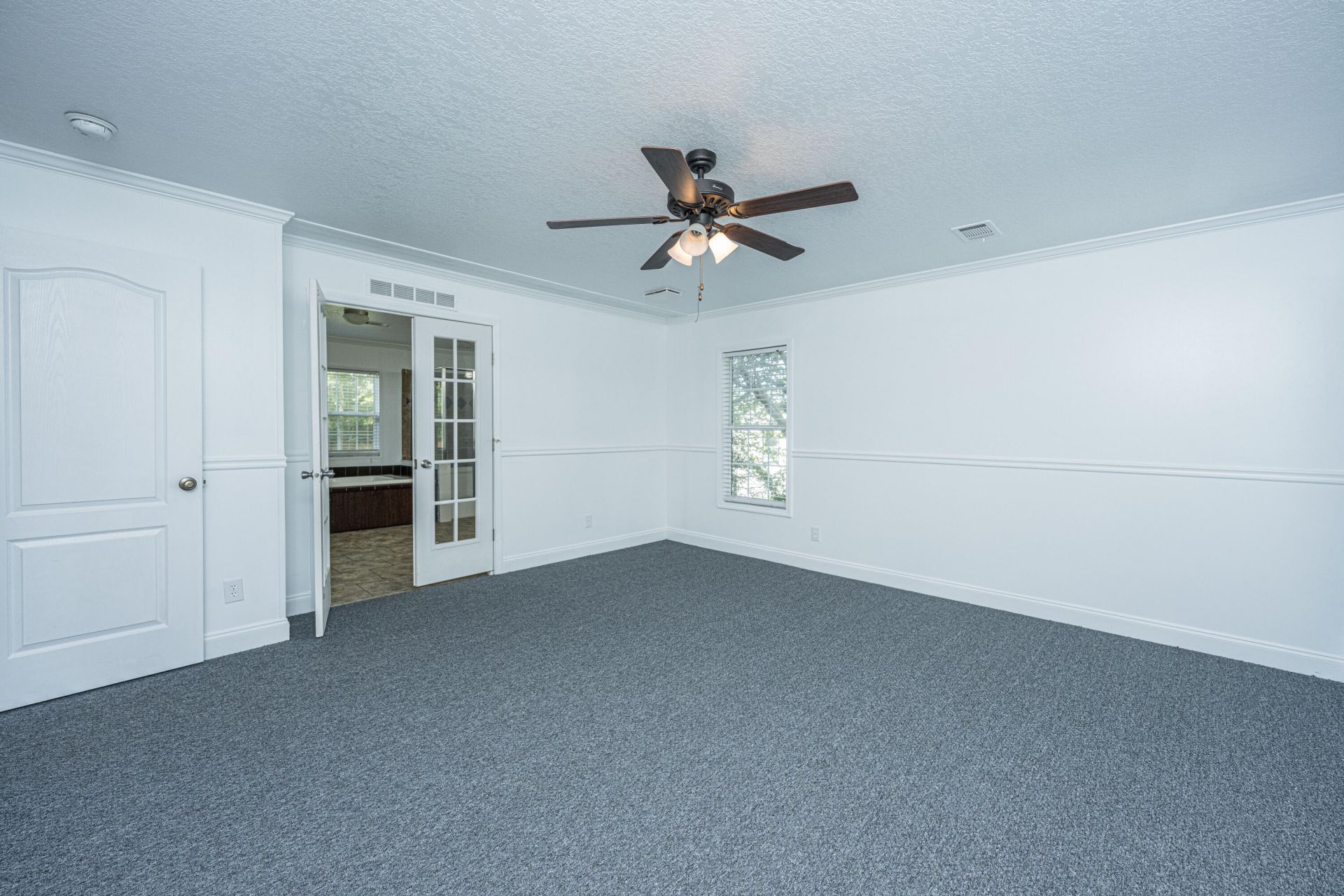 215 Hines Drive Photo 26