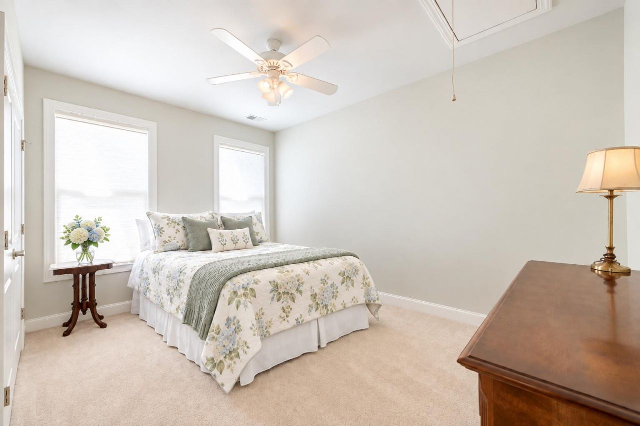 111 Phoebe Road Photo 26