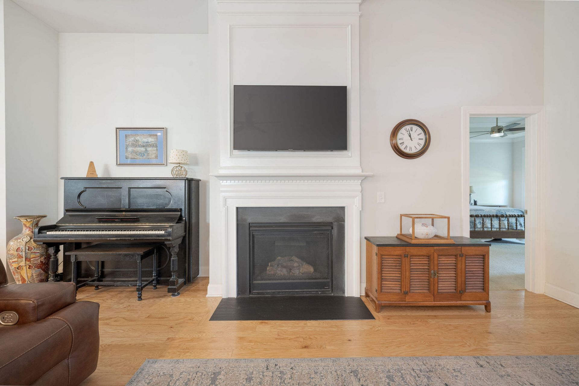 111 Phoebe Road Photo 6