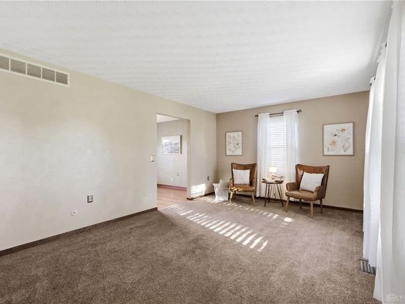 5375 S Hickory Court, Lewisburg, OH 45338 Photo 14
