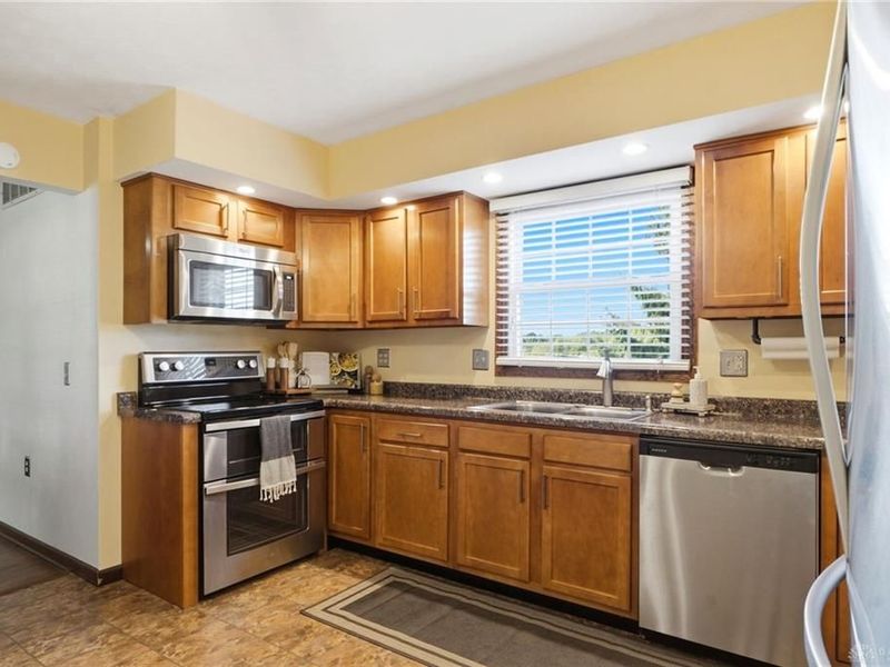 5375 S Hickory Court, Lewisburg, OH 45338 Photo 18