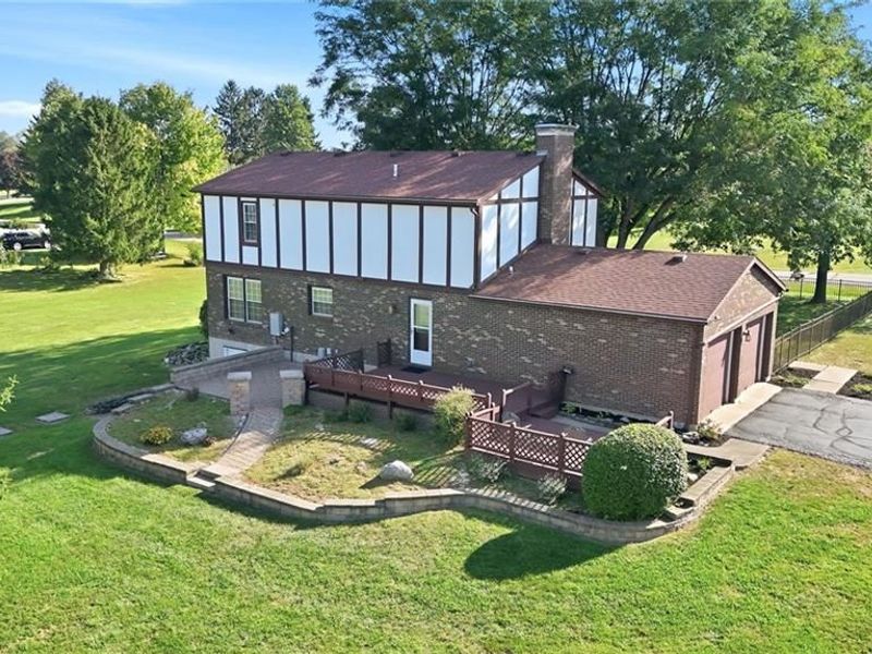 5375 S Hickory Court, Lewisburg, OH 45338 Photo 4