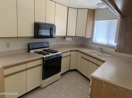3285 Socrates Drive, Reno, NV 89512 Photo