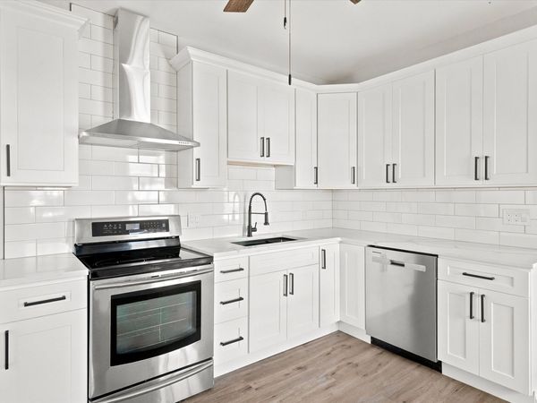 51 Hampshire St, Lowell, MA 01850