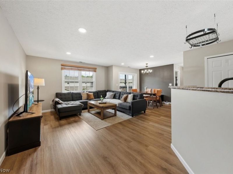 8528 Spencer Court, North Ridgeville, OH 44039 Photo 5