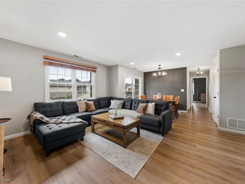 8528 Spencer Court, North Ridgeville, OH 44039 Photo 7