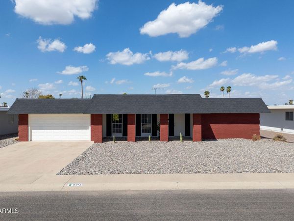 9213 W BRIARWOOD Circle N, Sun City, AZ 85351