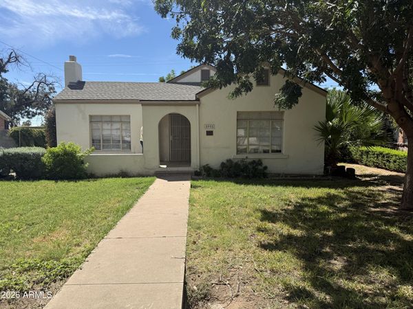 5955 W NORTHVIEW Avenue, Glendale, AZ 85301