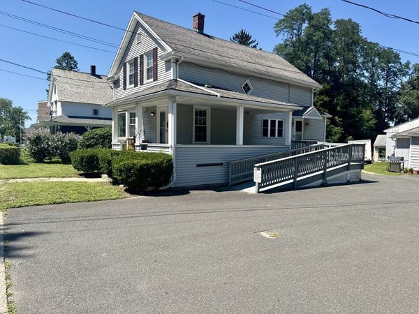 420 Britton St, Chicopee, MA 01020