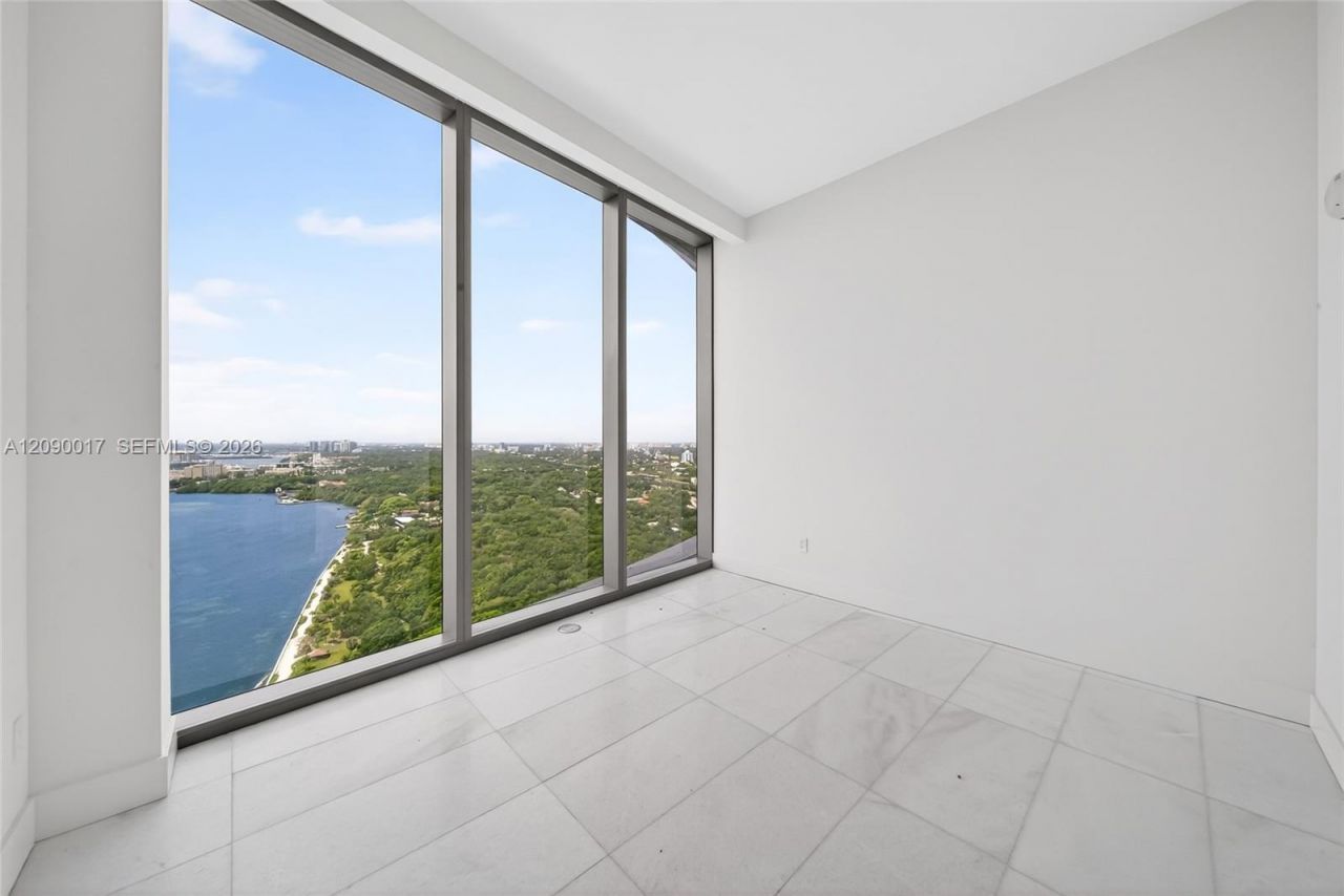 175 SE 25 Rd , Unit 2602, Miami, FL 33129 Photo