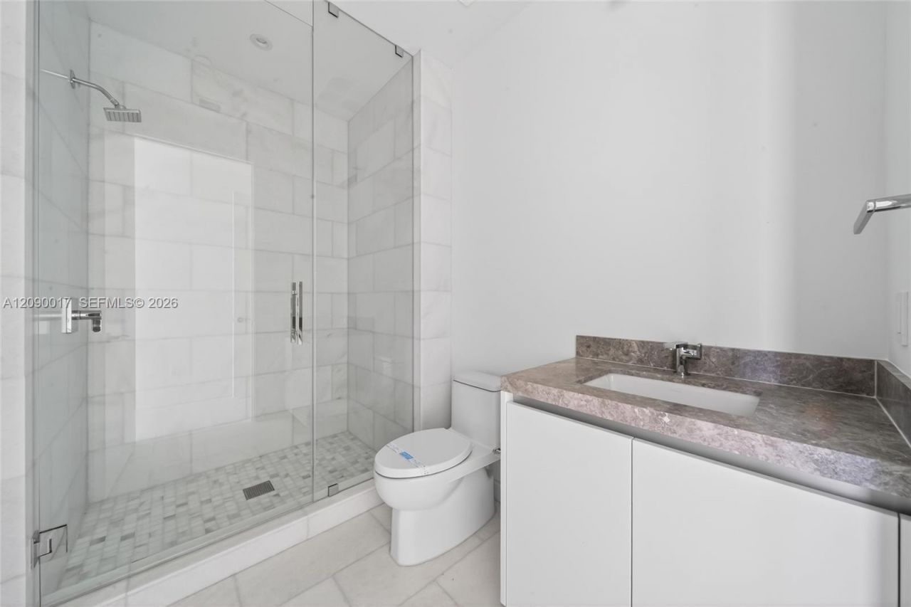 175 SE 25 Rd , Unit 2602, Miami, FL 33129 Photo