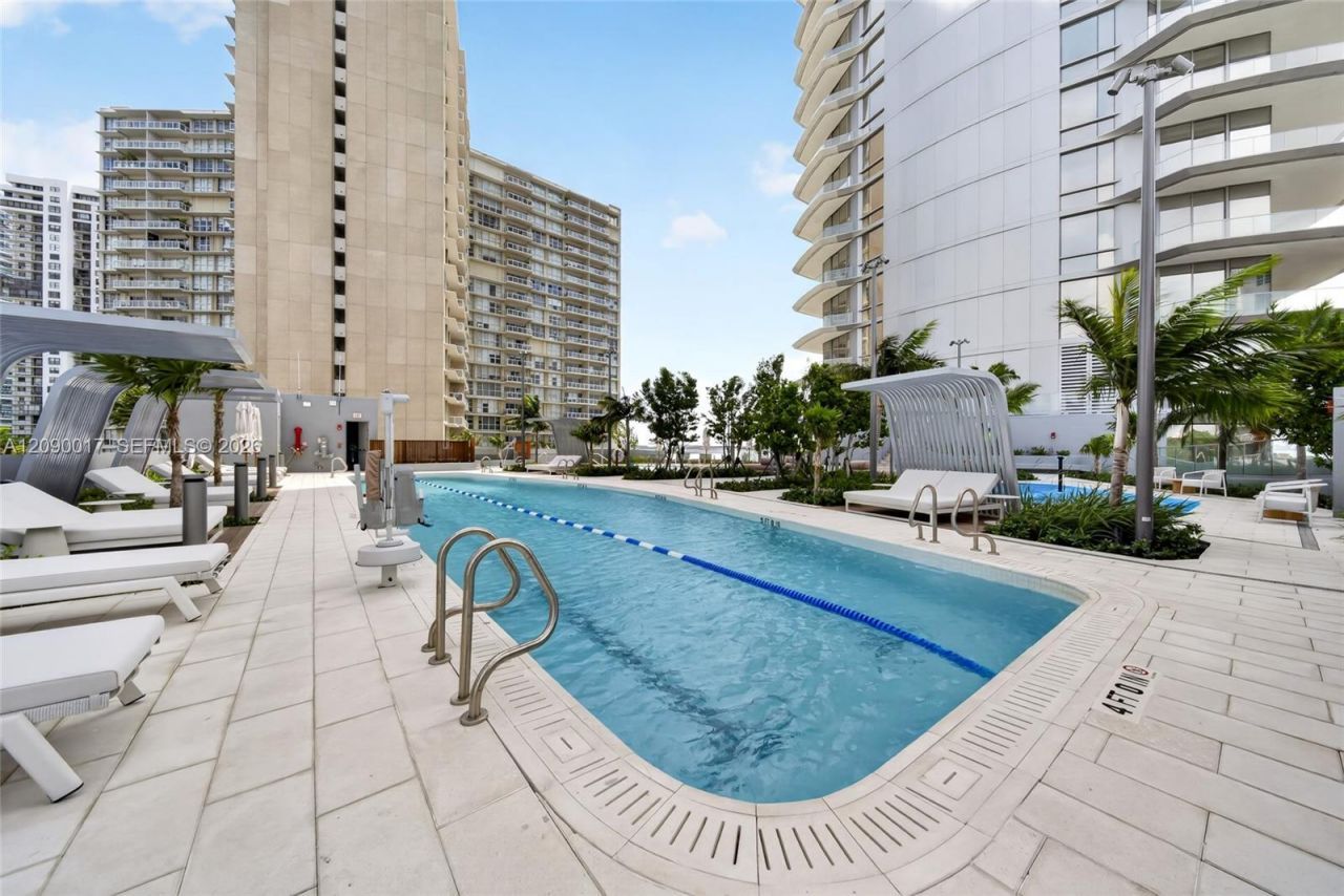 175 SE 25 Rd , Unit 2602, Miami, FL 33129 Photo