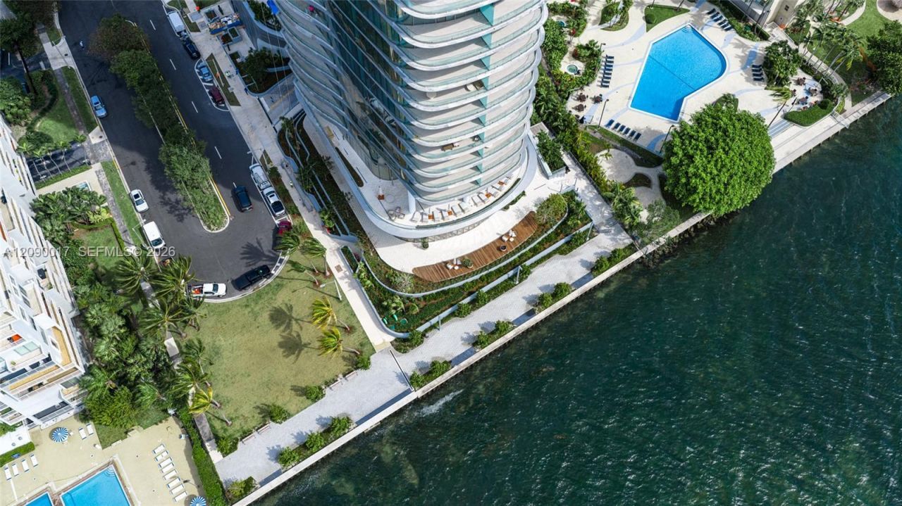 175 SE 25 Rd , Unit 2602, Miami, FL 33129 Photo