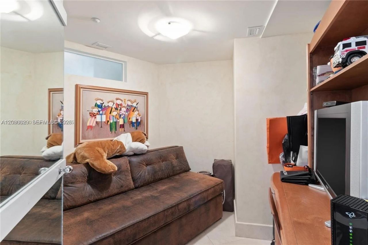 18911 Collins Ave, Unit 1906, Sunny Isles Beach, FL 33160 Photo