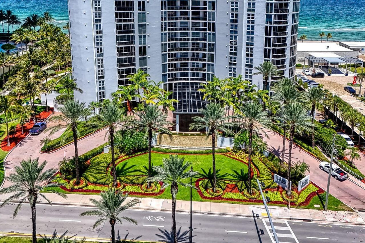 18911 Collins Ave, Unit 1906, Sunny Isles Beach, FL 33160 Photo