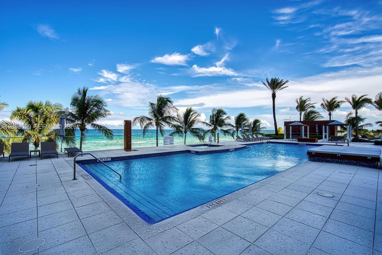 18911 Collins Ave, Unit 1906, Sunny Isles Beach, FL 33160 Photo