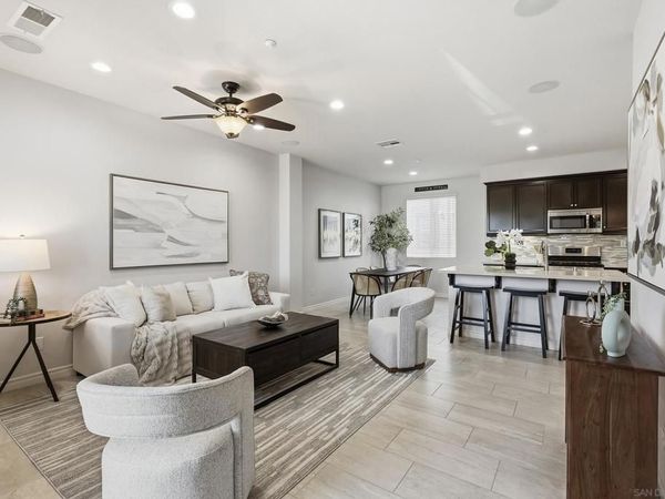 2326 Sentinel Ln, San Marcos, CA 92078