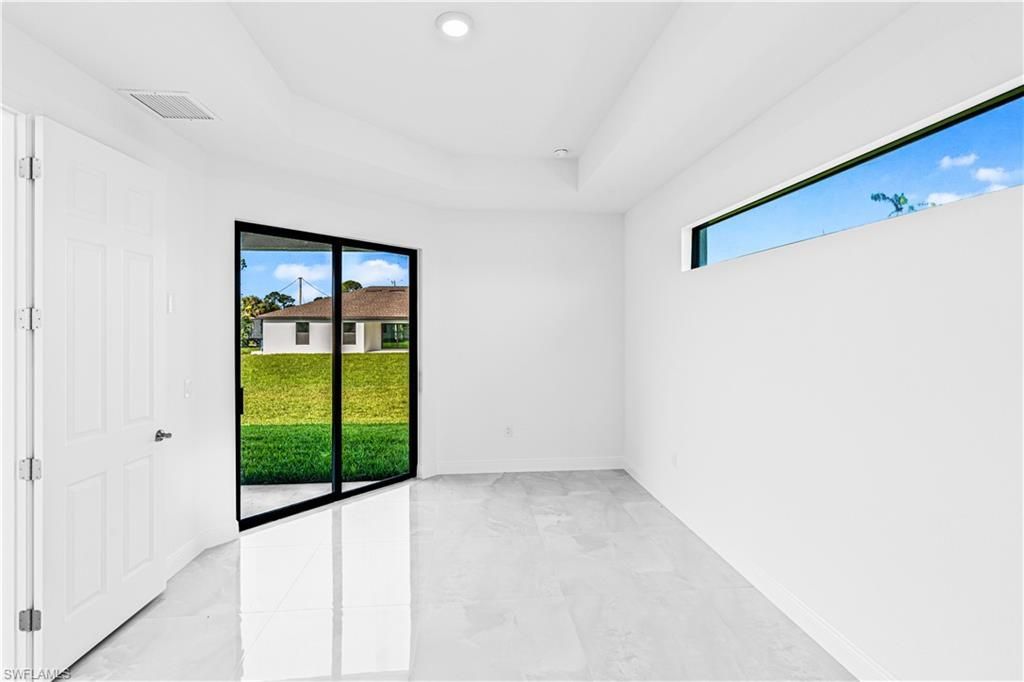 376 Cratsley Ave S, Lehigh Acres, FL 33974 Photo