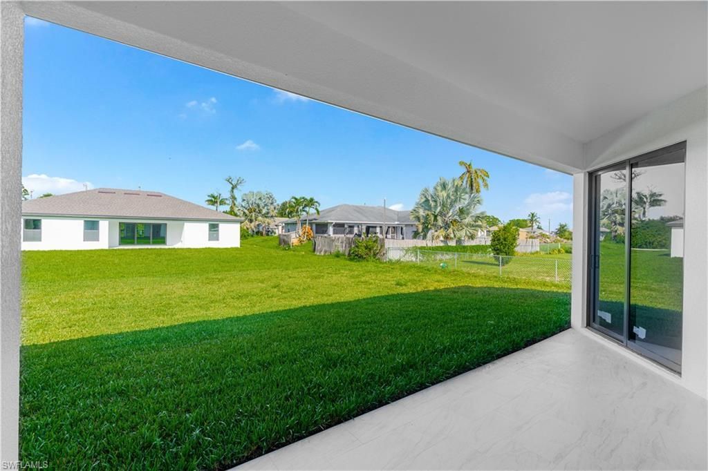 376 Cratsley Ave S, Lehigh Acres, FL 33974 Photo