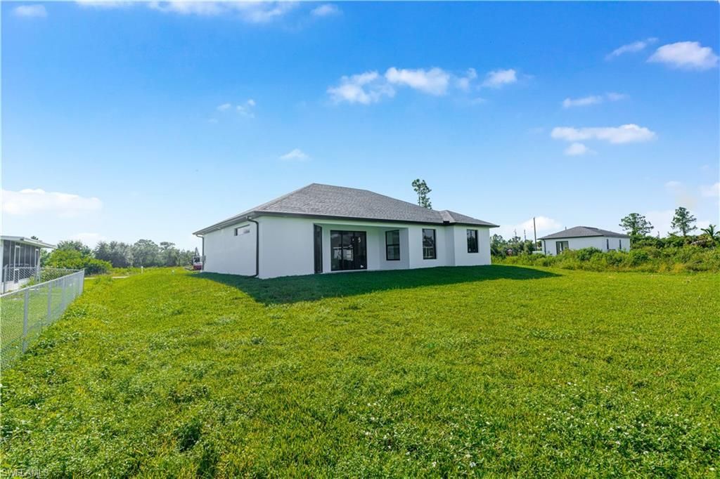 376 Cratsley Ave S, Lehigh Acres, FL 33974 Photo