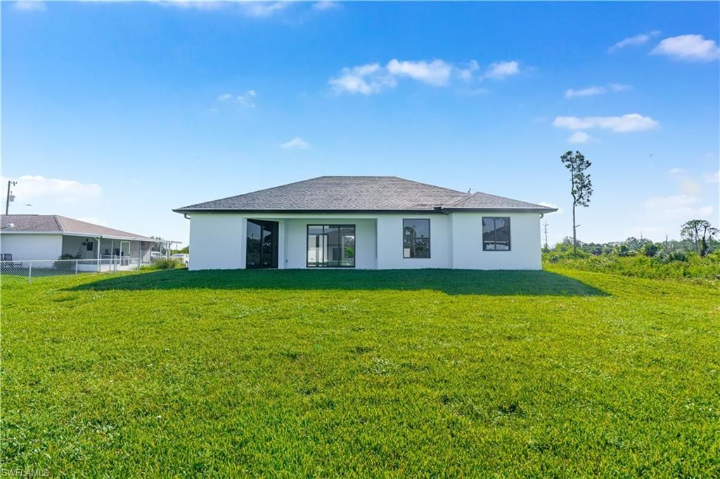 376 Cratsley Ave S, Lehigh Acres, FL 33974 Photo