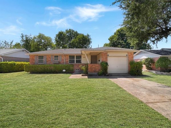 2604 Globe Avenue, Dallas, TX 75228