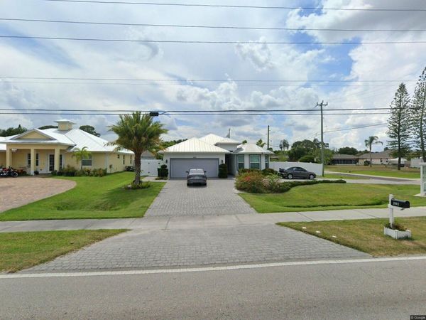 2902 SW Savona Boulevard, Port St. Lucie, FL 34953
