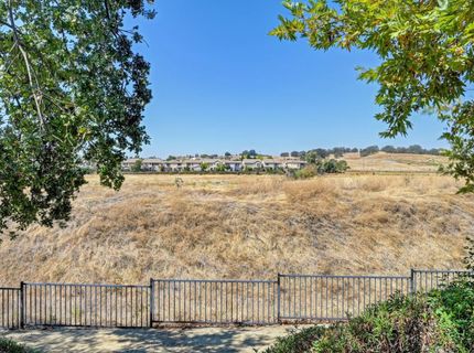 1103 Esplanade Cir, Folsom, CA 95630 Photo