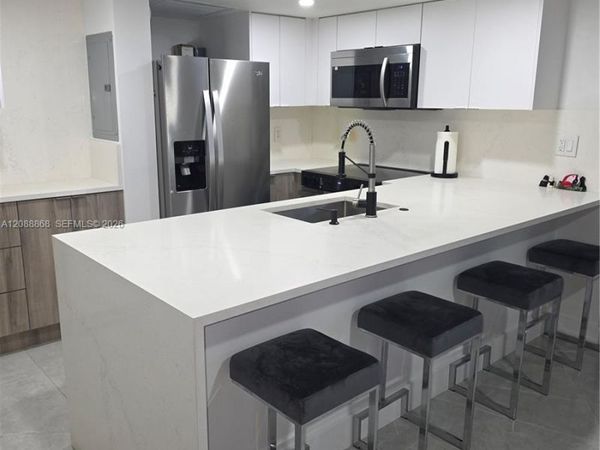 6446 E Miami Lakes Dr E , Miami Lakes, FL 33014