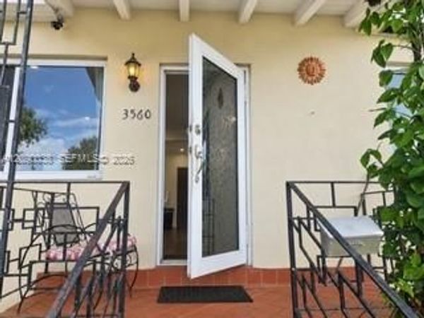 3560 NW 19th St, Unit 3560, Miami, FL 33125