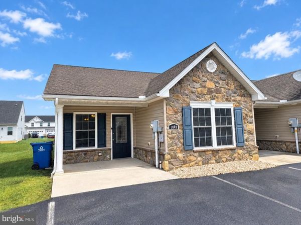 1049 NEWVILLE ROAD, CARLISLE, PA 17013