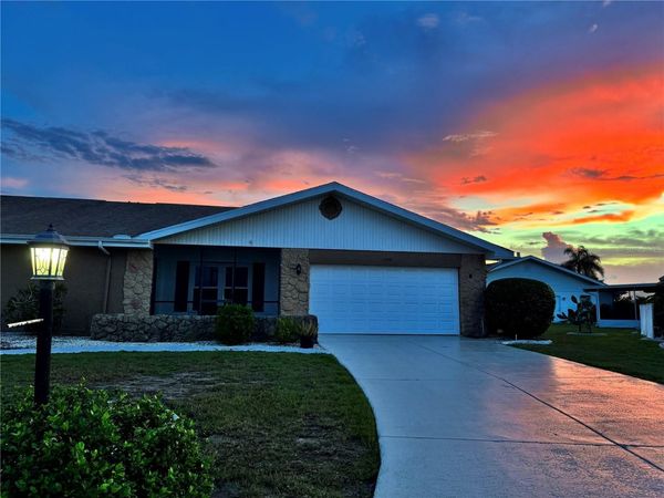 1008 YELLOWBIRD PLACE , SUN CITY CENTER, FL 33573