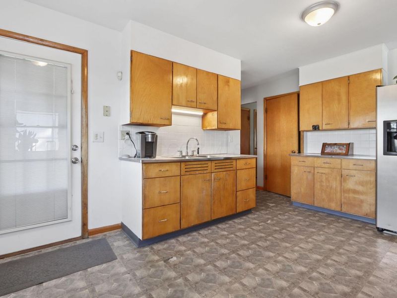 762 Ross Road, Columbus, OH 43213 Photo 16