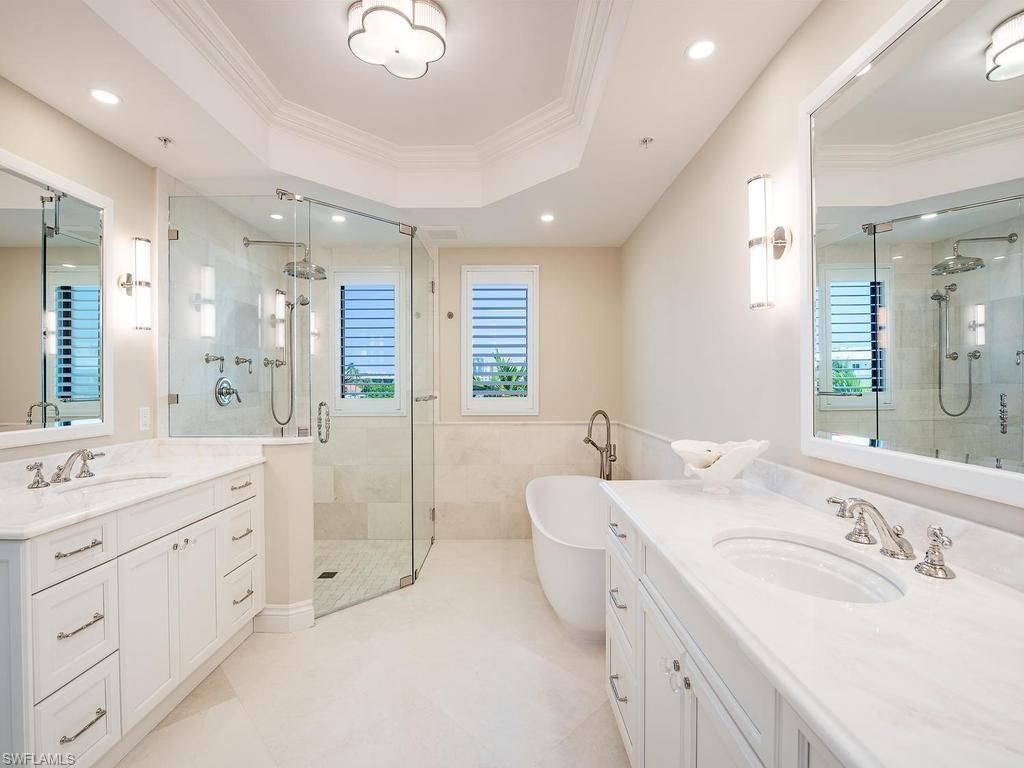 221 Harbour Dr, Unit 6, Naples, FL 34103 Photo