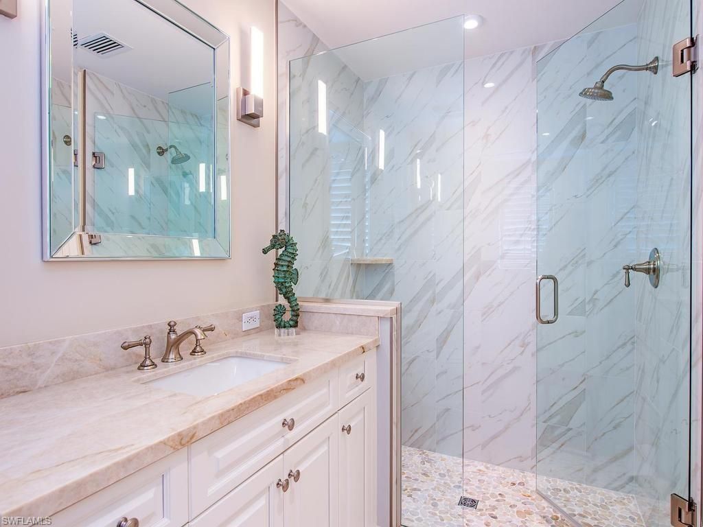 221 Harbour Dr, Unit 6, Naples, FL 34103 Photo