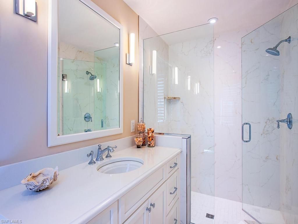 221 Harbour Dr, Unit 6, Naples, FL 34103 Photo