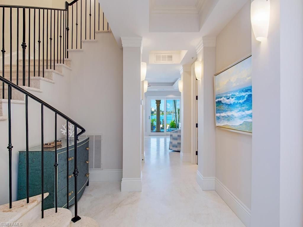221 Harbour Dr, Unit 6, Naples, FL 34103 Photo