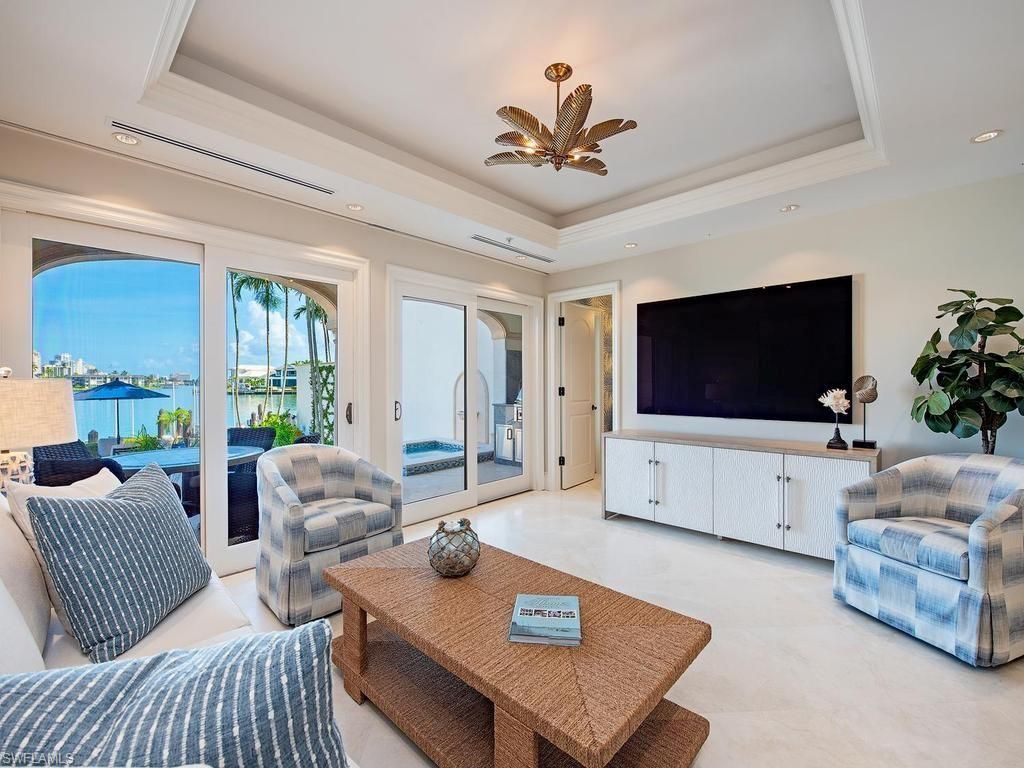 221 Harbour Dr, Unit 6, Naples, FL 34103 Photo
