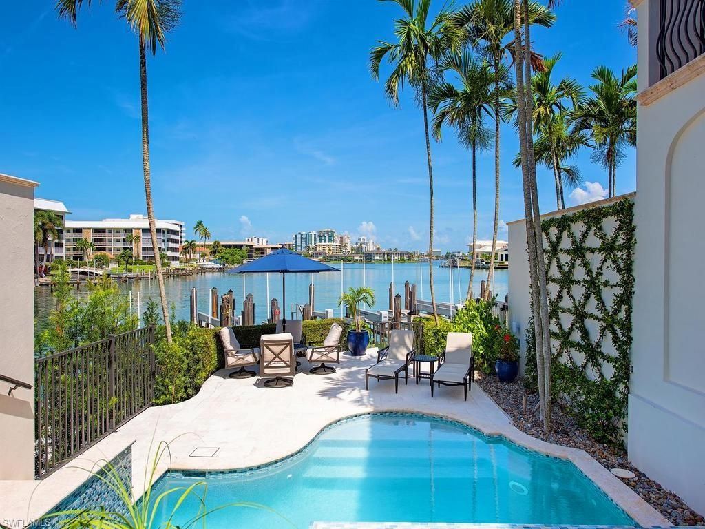 221 Harbour Dr, Unit 6, Naples, FL 34103 Photo