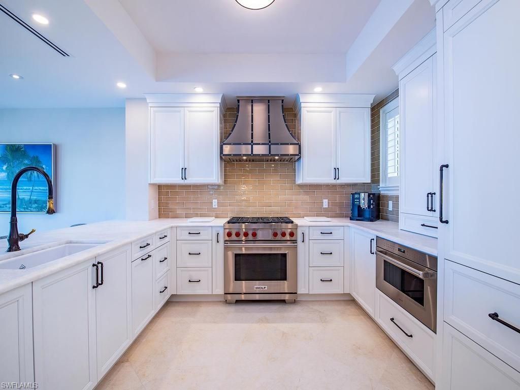 221 Harbour Dr, Unit 6, Naples, FL 34103 Photo