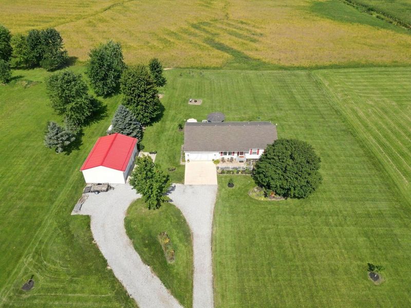 14055 Lohr Road, Mount Vernon, OH 43050 Photo 2