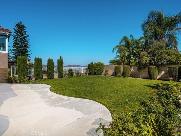 733 S Morningstar Drive, Anaheim Hills, CA 92808