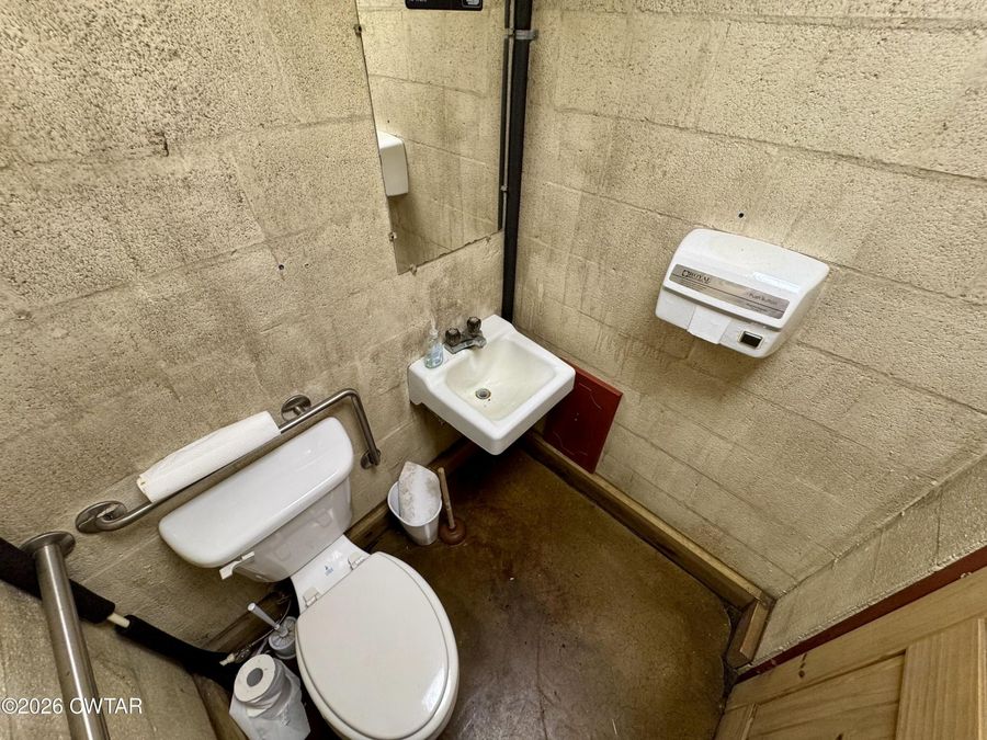 Property Image 37