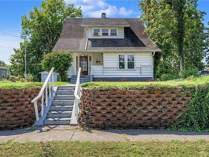 612 W Madison Street, New Carlisle, OH 45344 Photo 1