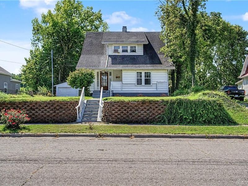 612 W Madison Street, New Carlisle, OH 45344 Photo 3
